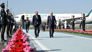 Токаев прибыл в Самарканд на саммит Евросоюза и Центральной Азии