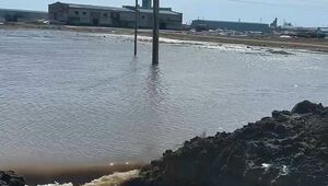 Движение полностью закрыли из-за перелива талых вод в Акмолинской области