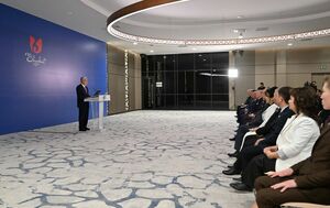 Токаев выступил на встрече с общественностью города Шымкента