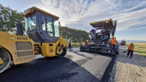 Более 500 км трасс планируют реконструировать до конца года в Алматинской области