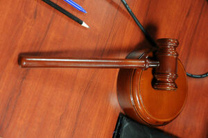 Экс-депутата осудили по делу о хищениях 8,5 млрд тенге