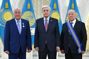 Президент вручил государственные награды