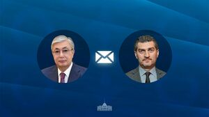 Глава государства поздравил президента Грузии с Днем независимости