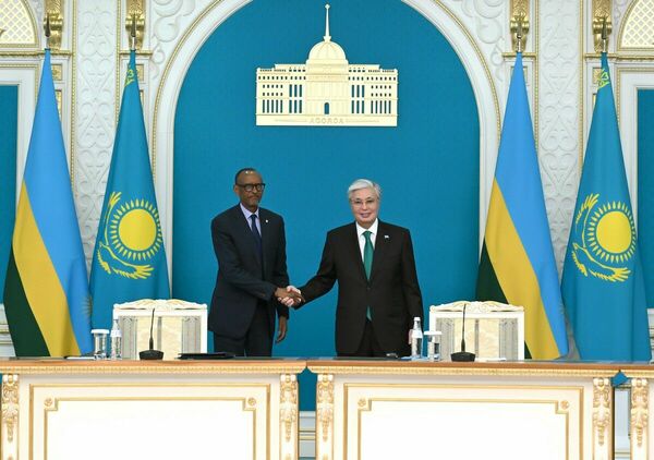 Президенты Казахстана и Руанды провели брифинг для представителей СМИ