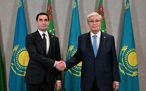 Токаев провел встречу с президентом Туркменистана Сердаром Бердымухамедовым
