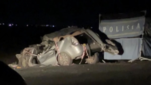 Водитель легкового авто погиб после столкновений с большегрузами в ЗКО