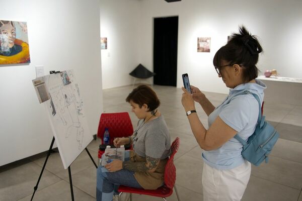 Месяц в небе