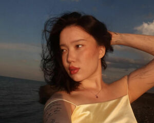 Значит, любит?