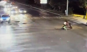 Хамский наезд