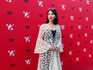 Платья надо выбирать не спеша