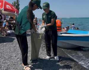 Пёстрое озеро, чистые берега