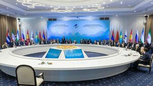 Укреплять  и развивать