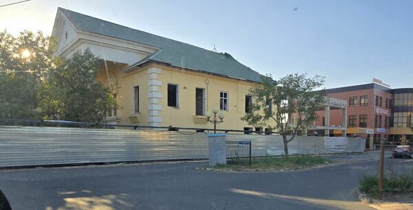 Реставрировали, реставрировали и наконец...