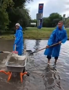 Тучи над городом встали