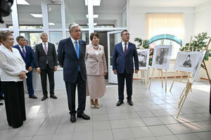 Глава государства посетил школу-гимназию №33 имени Кемеля Токаева