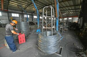 Глава государства поручил обеспечить достойную оплату труда специалистов рабочих профессий