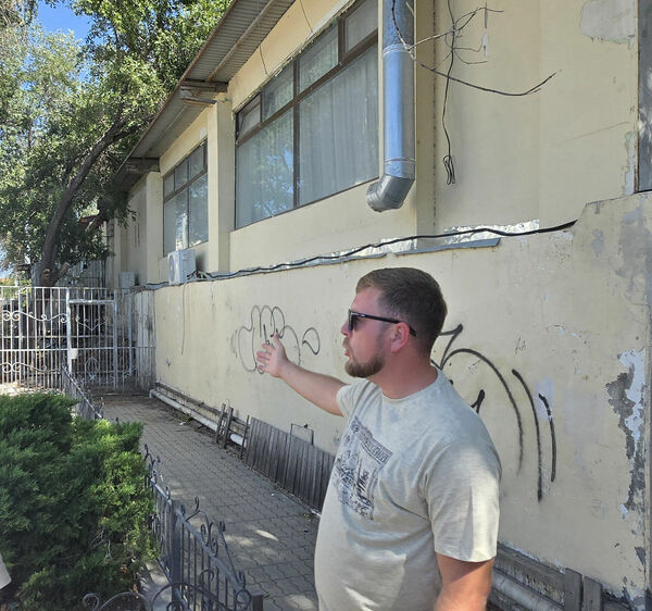 Госнадобностью-то и не пахнет