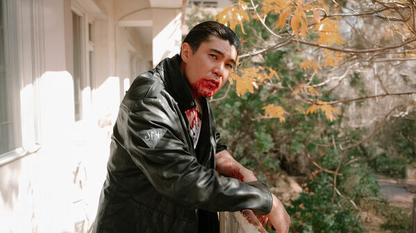 Ел сырое мясо