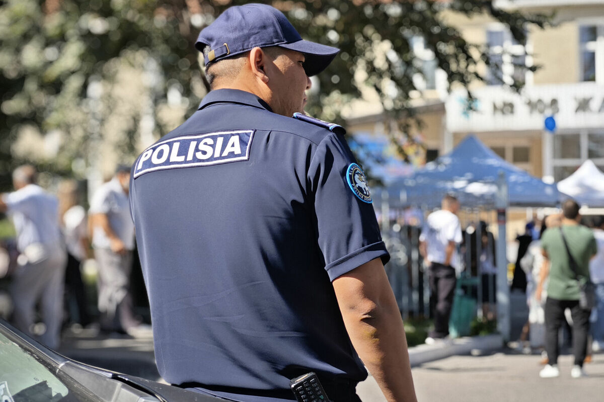 Так служить нельзя!