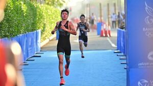 Казахстанец выиграл «серебро» юношеской Азиады по триатлону в Бахрейне