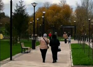 Шапки на них не горят