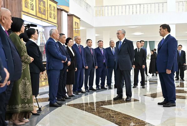 Глава государства встретился с общественностью региона