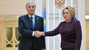 Президент Казахстана Касым-Жомарт Токаев провел встречу с председателем совета РФ