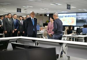 Президент осмотрел Ситуационный центр Токио по чрезвычайным ситуациям