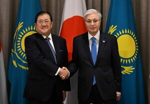 Президент Казахстана провел встречу с  председателем совета директоров компании Mitsui Тацуо Ясунагой