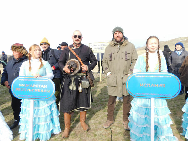 Когда в товарищах согласья нет