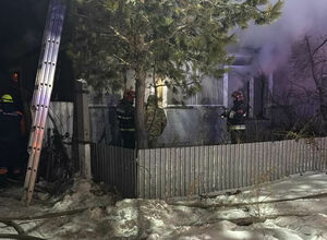 Девочка в огненной ловушке