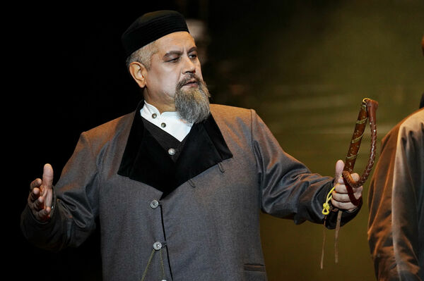 И снова "Абай"