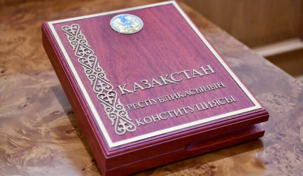 Конституция в пересказе соцсетей: