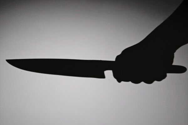 С ножом на родных