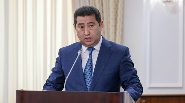 Три фронта министра Сапарова