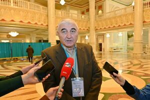 Председатель ЦИК Азербайджана посетил 50 избирательных участков в Казахстане