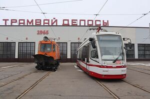 Зачем  председатель правления  водит трамвай?