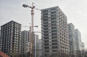 Квадрат дорожает быстрее зарплат