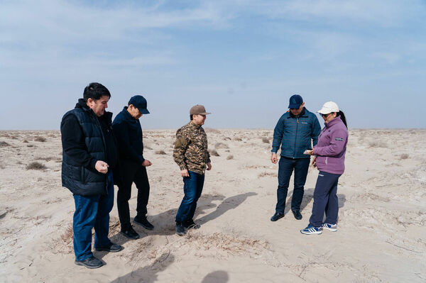 Почему жители Атырау уже привыкли щуриться