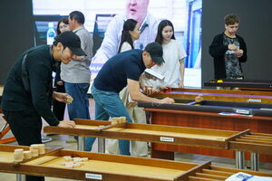 Будем дружить столами