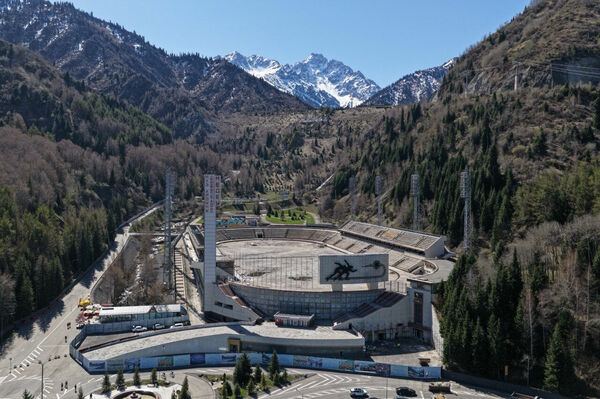 Борис ЯГЛИНСКИЙ: А нужны ли такие переделки?