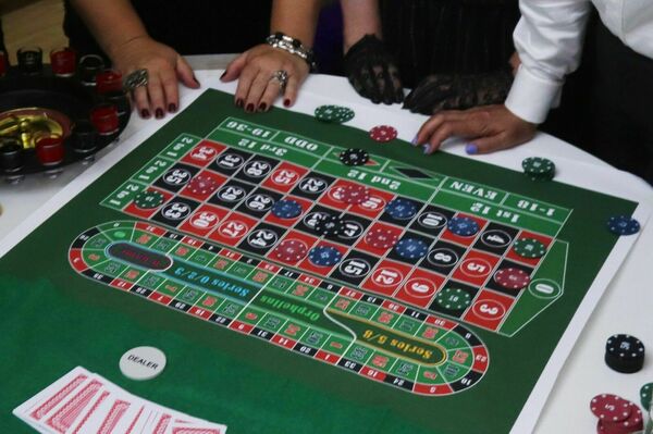 Игры нелегальные, деньги виртуальные