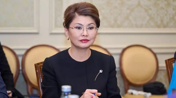 Не по уставу, а по повестке