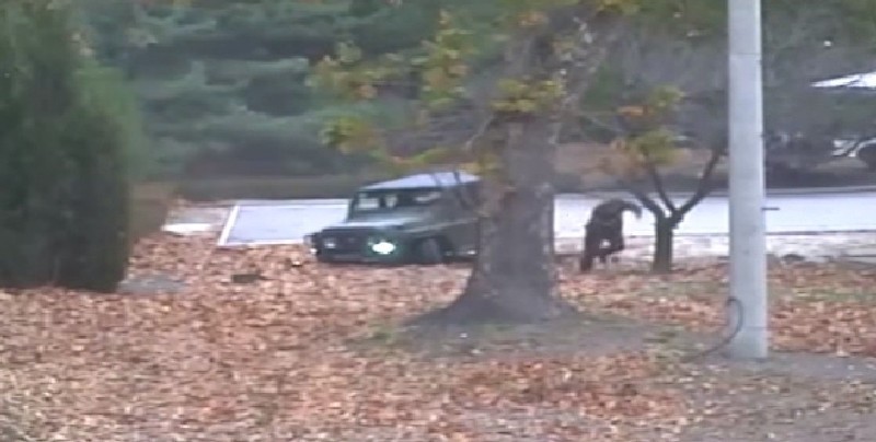 Вот так северокорейский солдат бежал из родной страны.