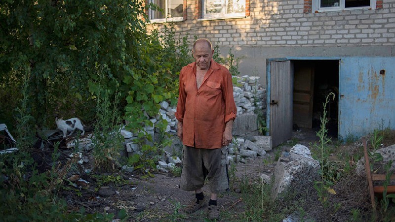 В гуманитарной помощи нуждаются 54% жителей ДНР.