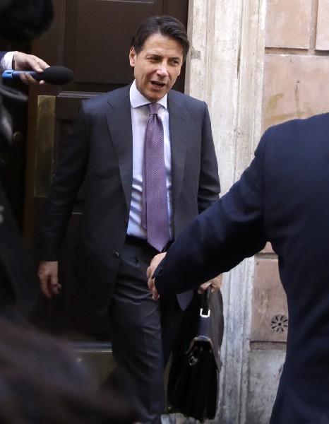 Премьер-министр Италии Джузеппе КОНТЕ: “Отныне Италия не одна!”