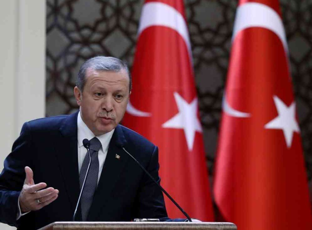 Президент Турции Реджеп Тайип ЭРДОГАН получил от сирийских курдов свой “нож в спину”.