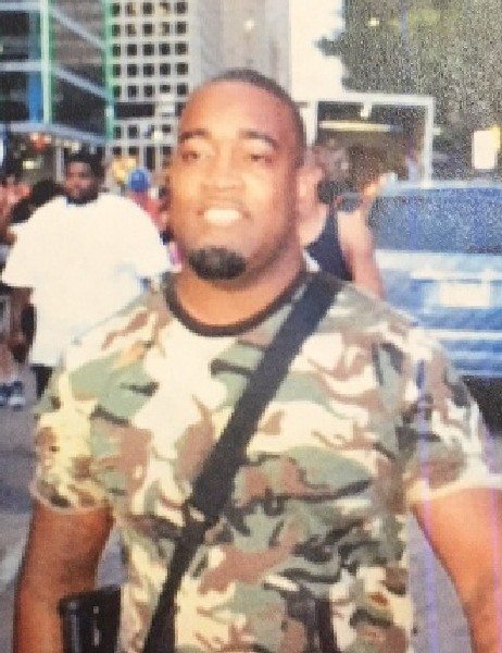 Один из задержанных, стрелявший в полицейских.