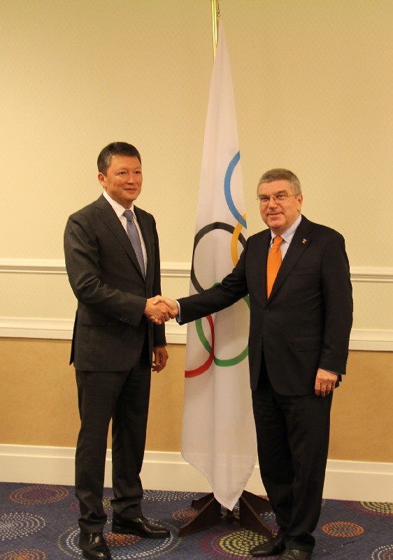Президент НОК РК Тимур КУЛИБАЕВ и президент МОК Томас БАХ.