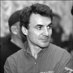 Товарищ Сухов в песках Казахстана